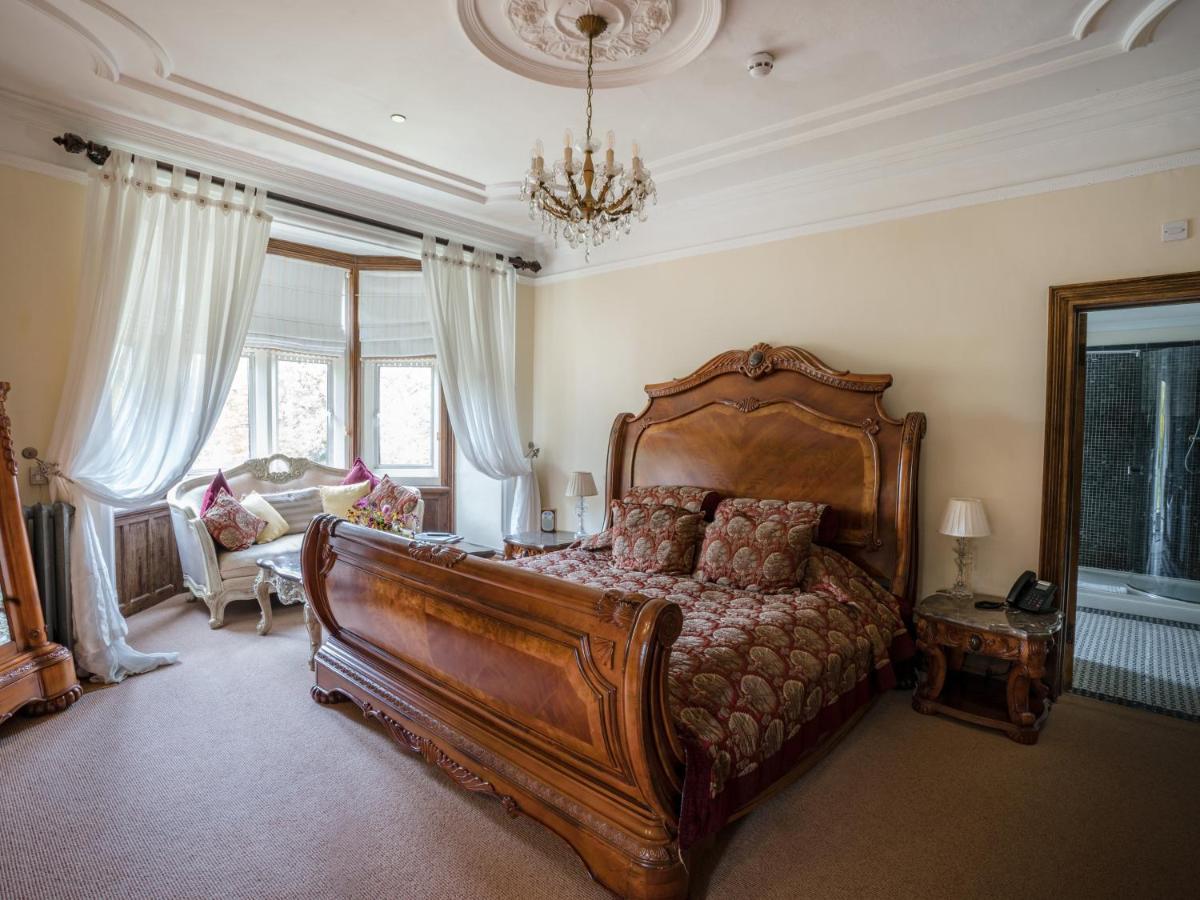 אלמונדסברי Berwick Lodge מראה חיצוני תמונה